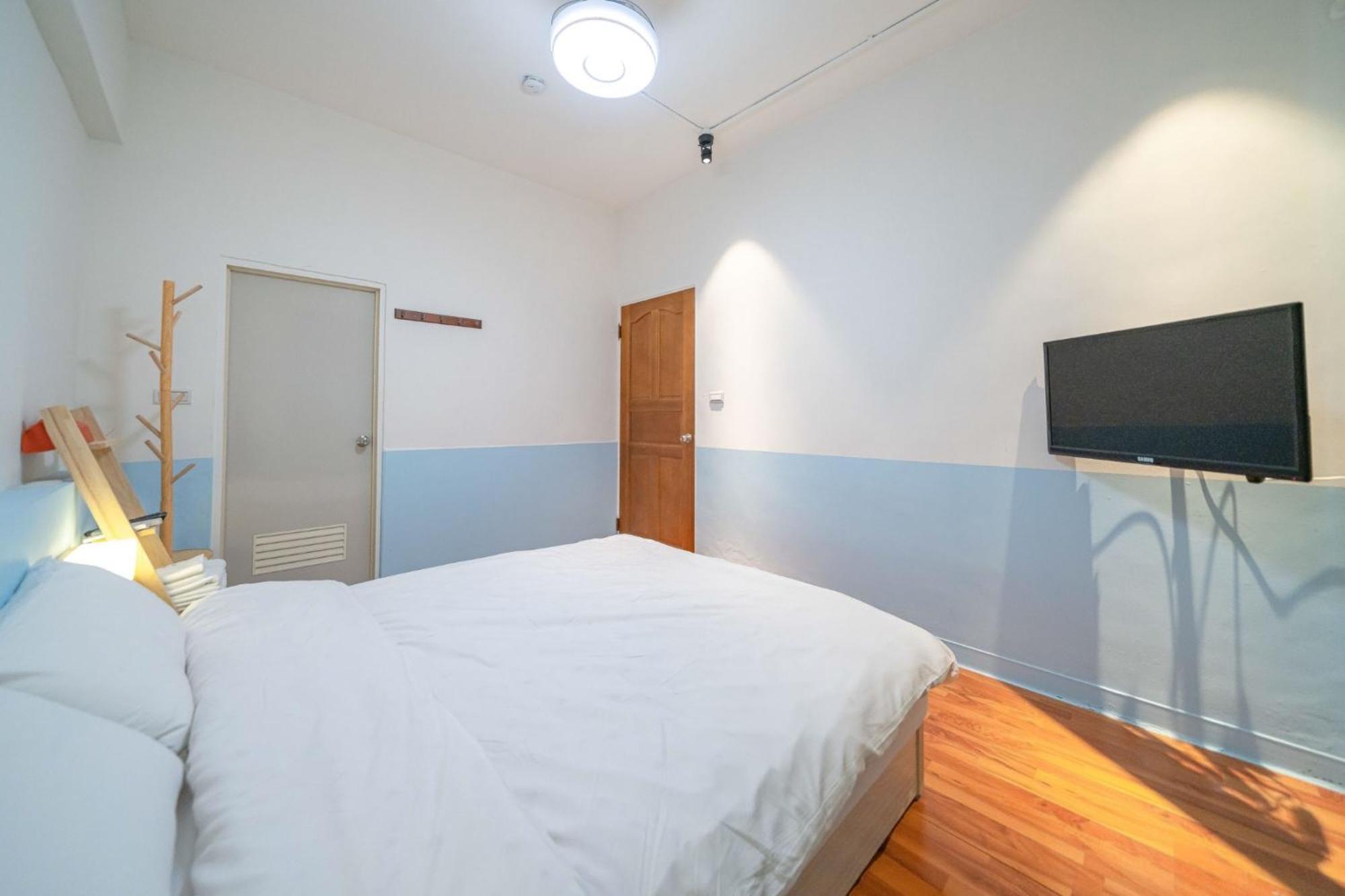 樂福小棧 Love House 宜蘭五結包棟民宿 Ktv 電動麻將 烤肉 Wujie Exterior photo